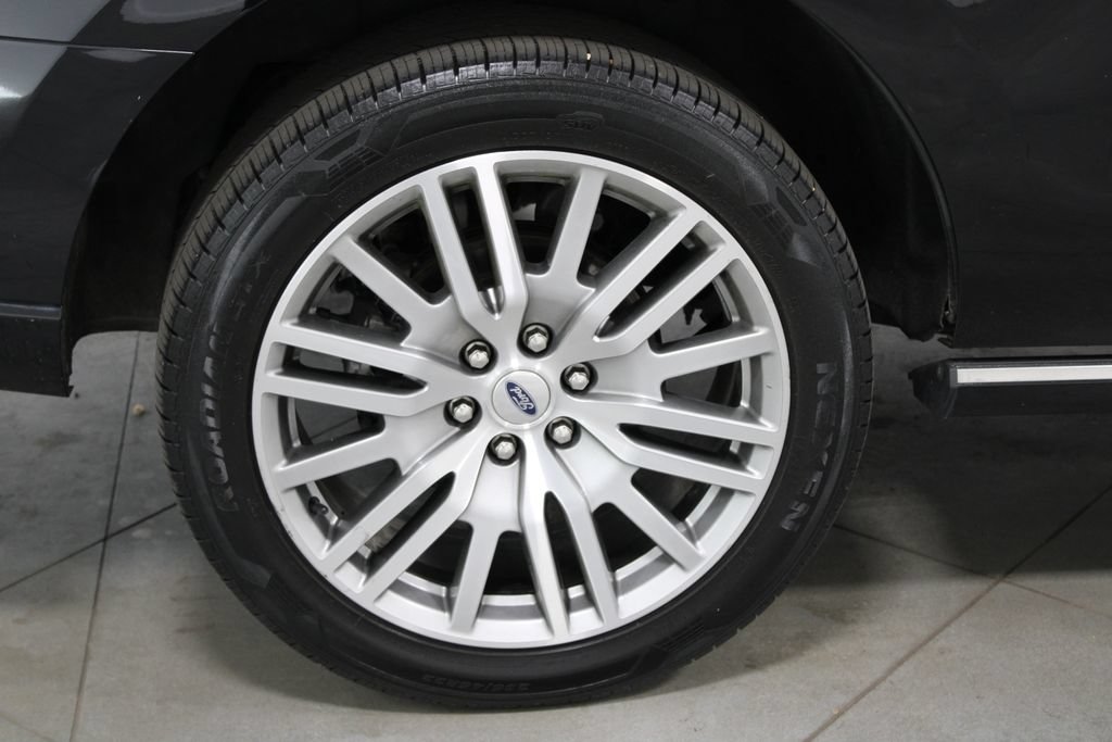 Used 2022 Ford Expedition Platinum AWD/4WD image 14