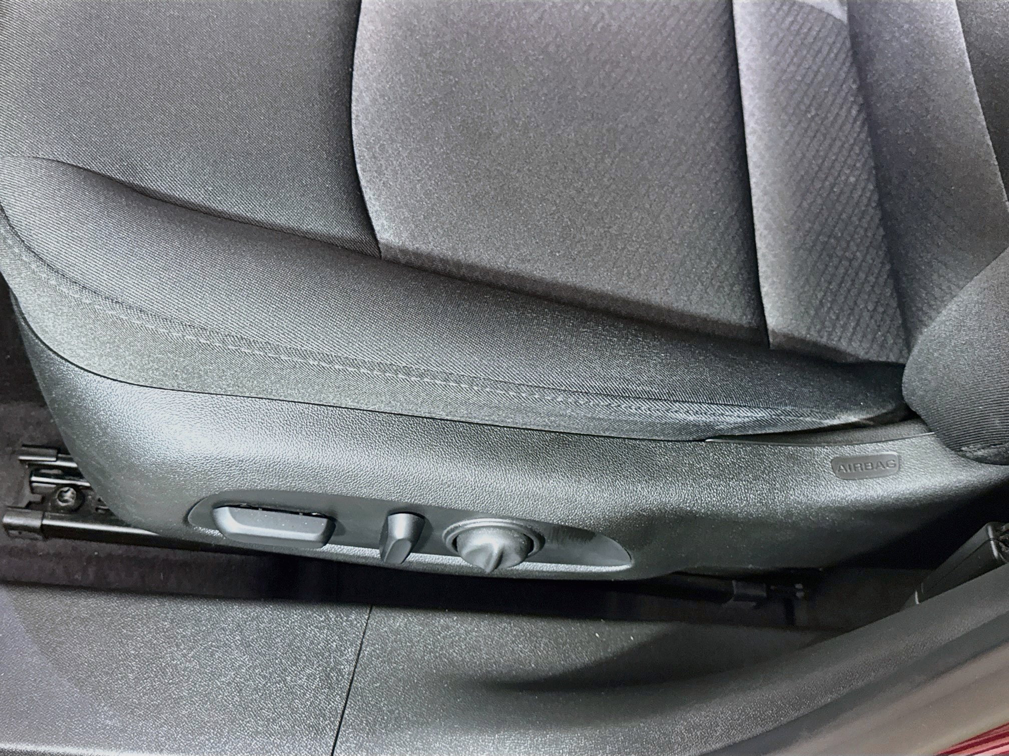 Used 2018 Chevrolet Malibu LT FWD image 19
