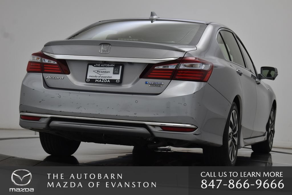 Used 2017 Honda Accord Touring image 23
