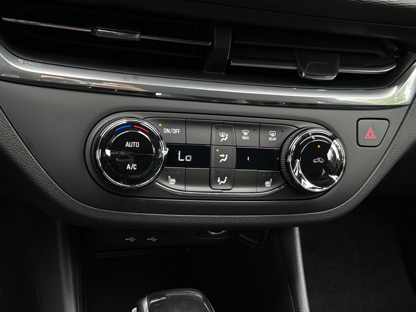 New 2026 Buick Envista Sport Touring w/ Convenience I Package FWD image 20