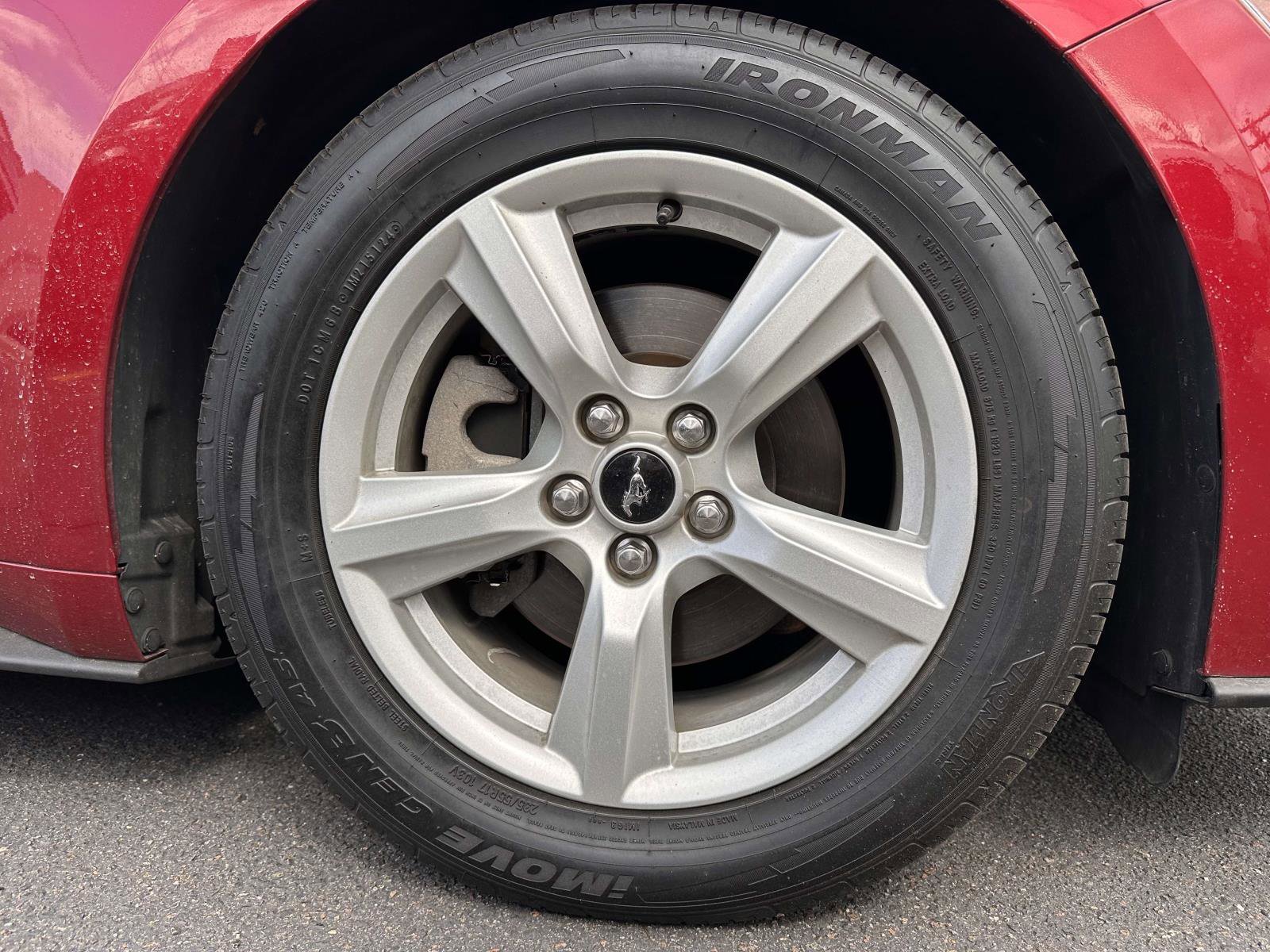 Used 2019 Ford Mustang Coupe RWD image 7