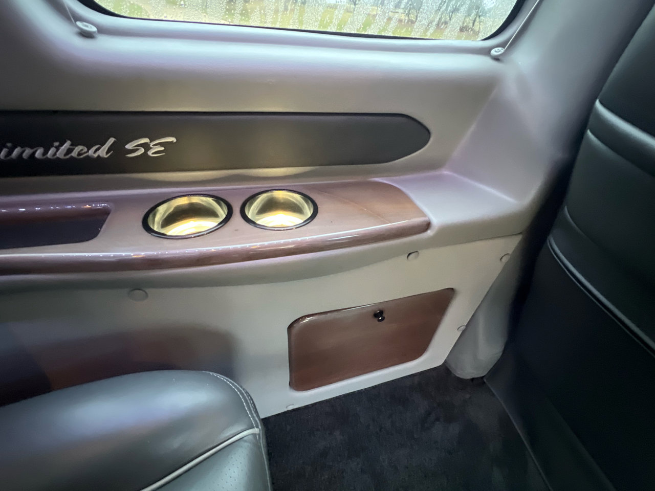 Used 2017 Chevrolet Express 2500 image 44