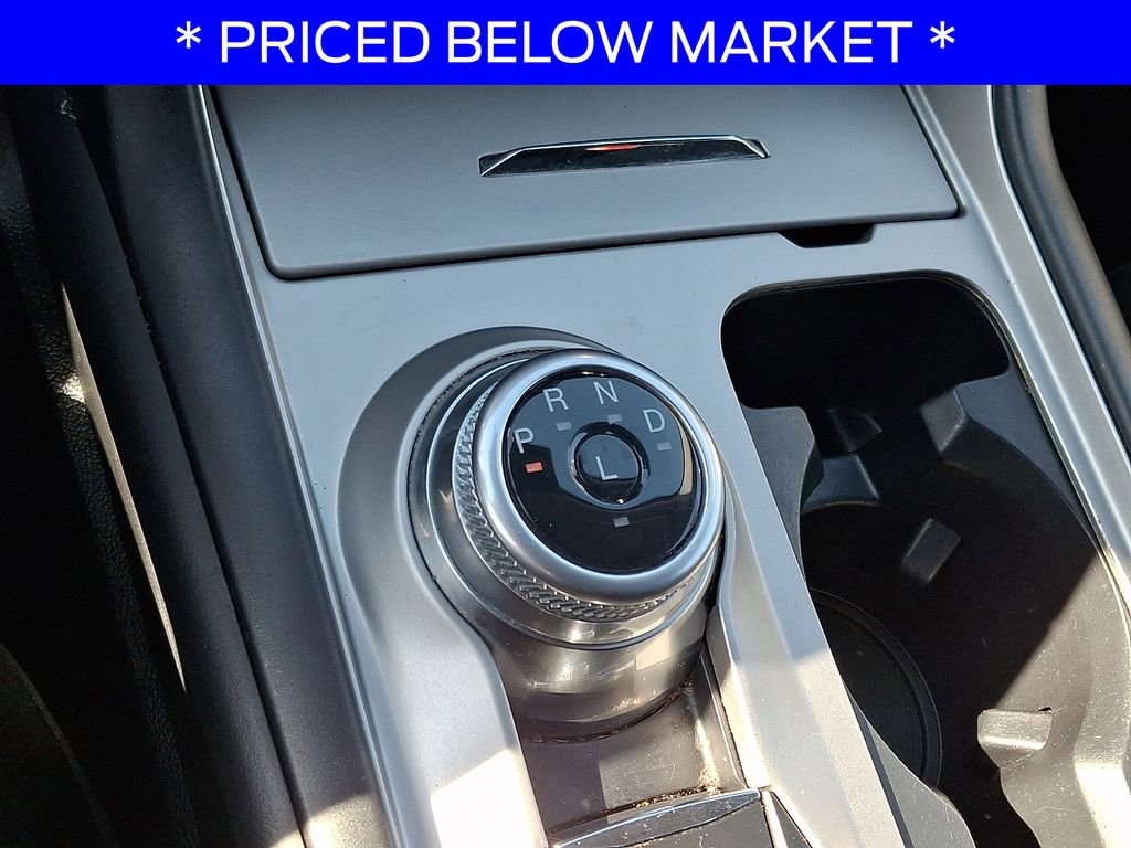 Used 2022 Ford Explorer XLT image 15