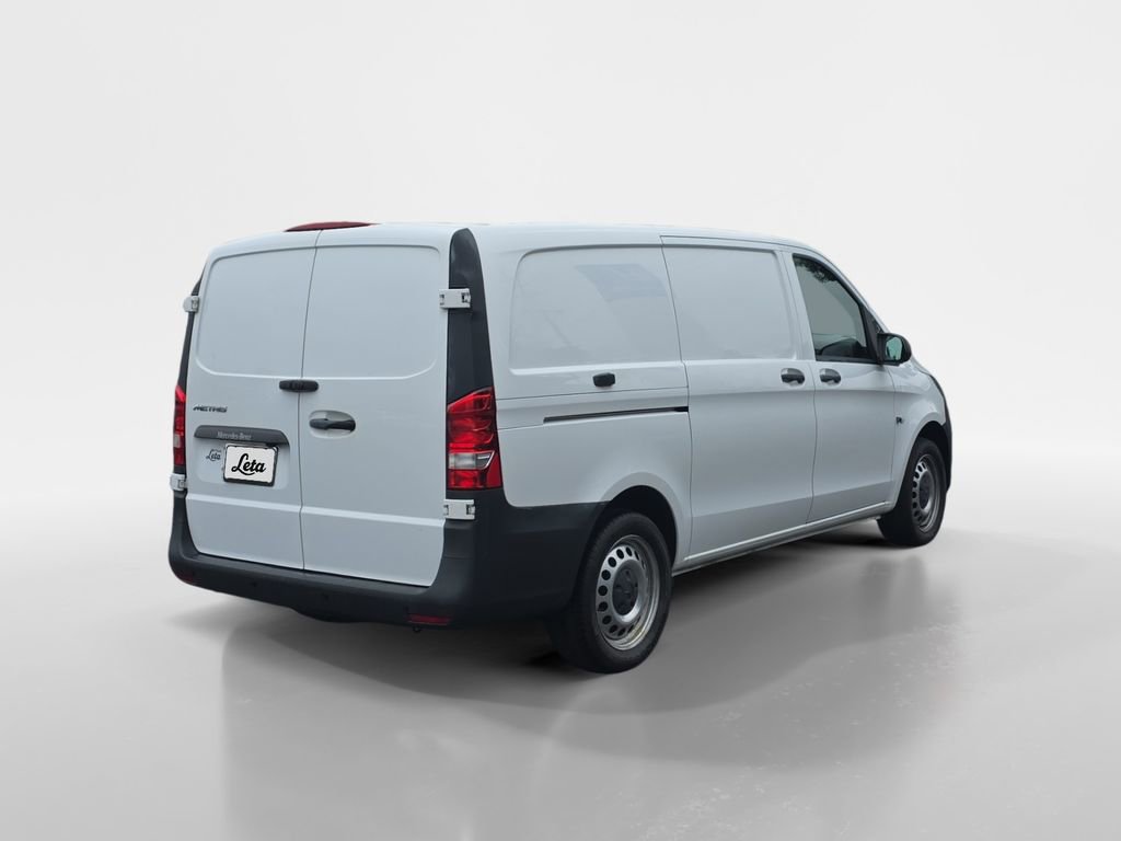 Used 2019 Mercedes-Benz Metris image 4
