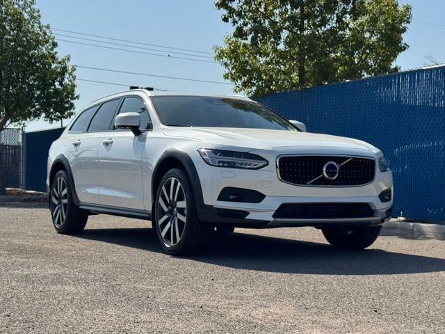 New 2026 Volvo V90 B6 Cross Country Ultra w/ Climate Package image 1