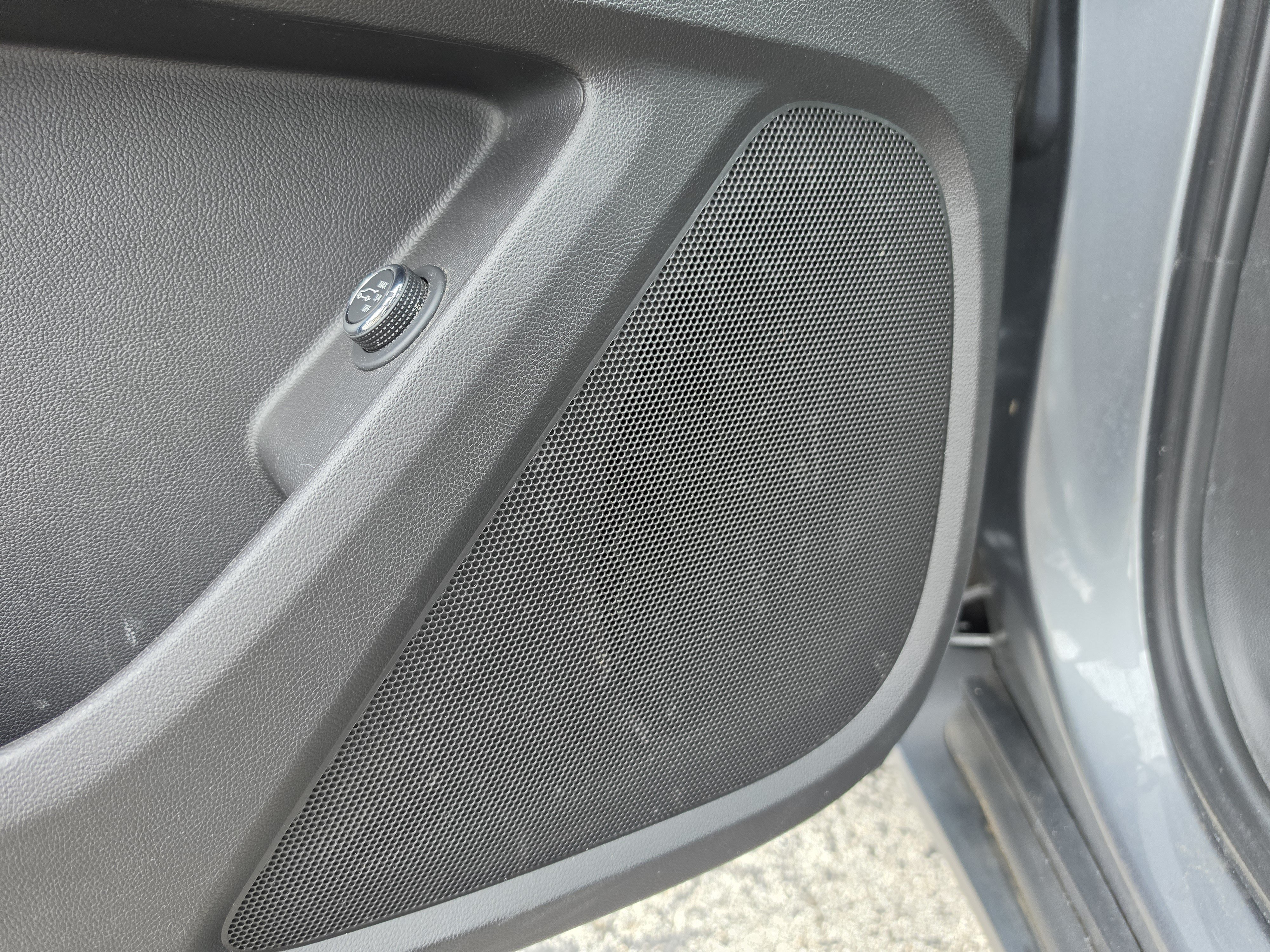 Certified 2020 Chevrolet Traverse LT w/ LPO, Floor Liner Package AWD/4WD image 26