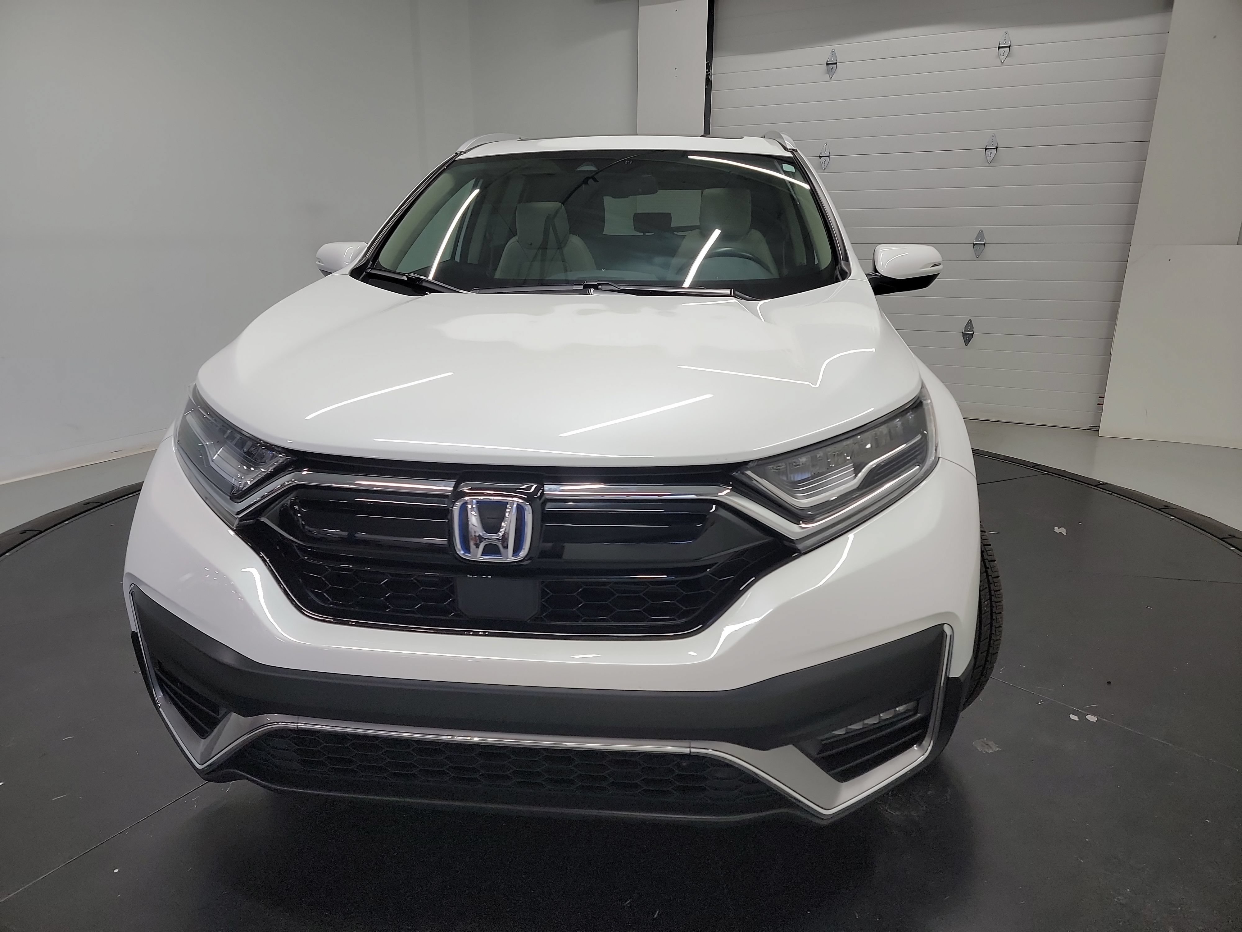 Used 2021 Honda CR-V Touring image 2
