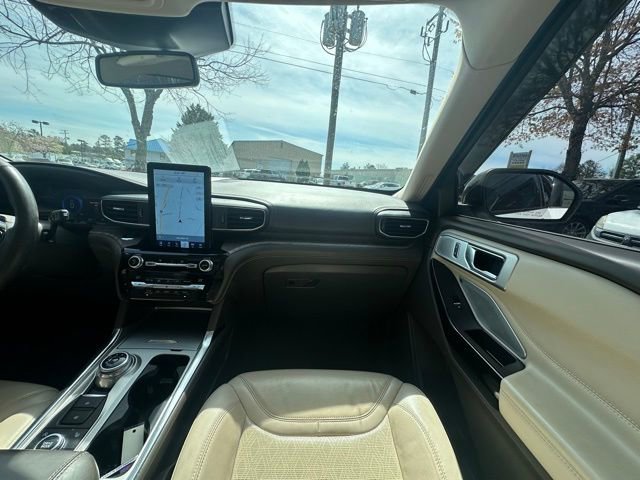 Used 2021 Ford Explorer Platinum w/ Equipment Group 601A image 30