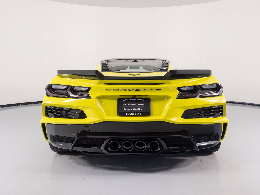 Used 2023 Chevrolet Corvette Z06 w/ Battery Protection Package RWD image 5