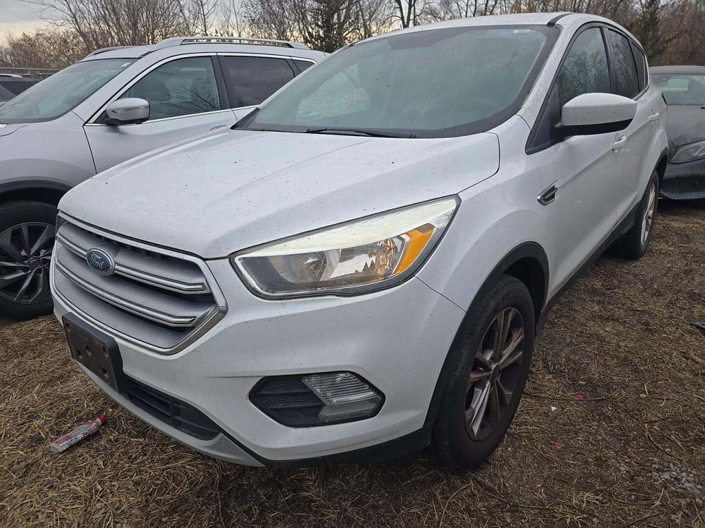 Used 2017 Ford Escape SE