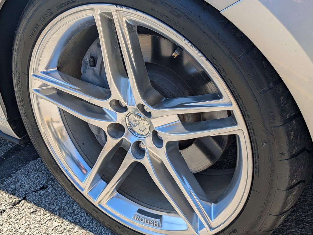 Used 2016 Ford Mustang GT Premium w/ Equipment Group 401A image 22