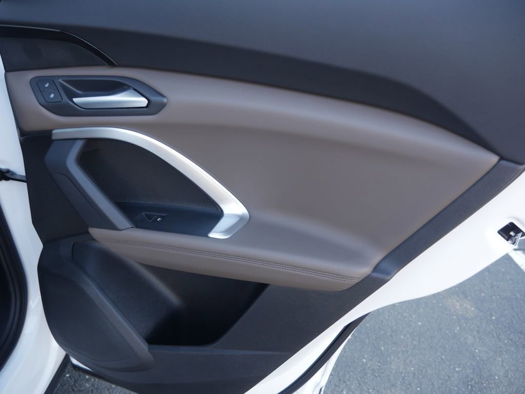 Used 2025 Audi Q5 Premium w/ Convenience Package image 29