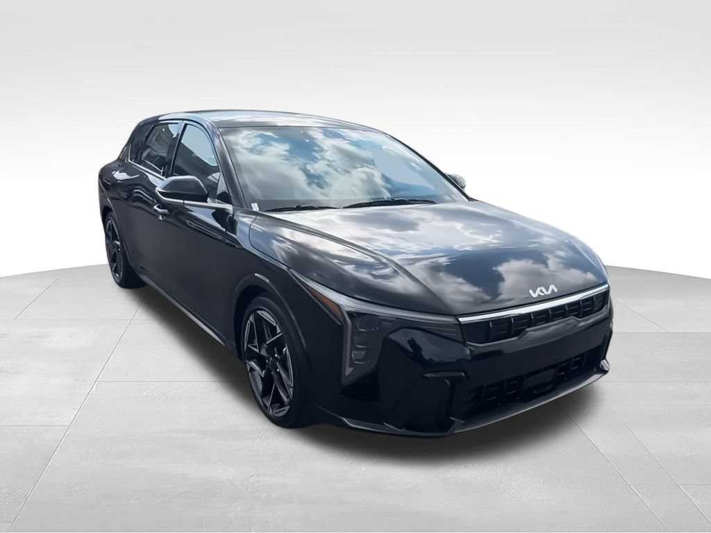 New 2026 Kia K4 GT-Line w/ GT-Line Premium Package FWD image 2