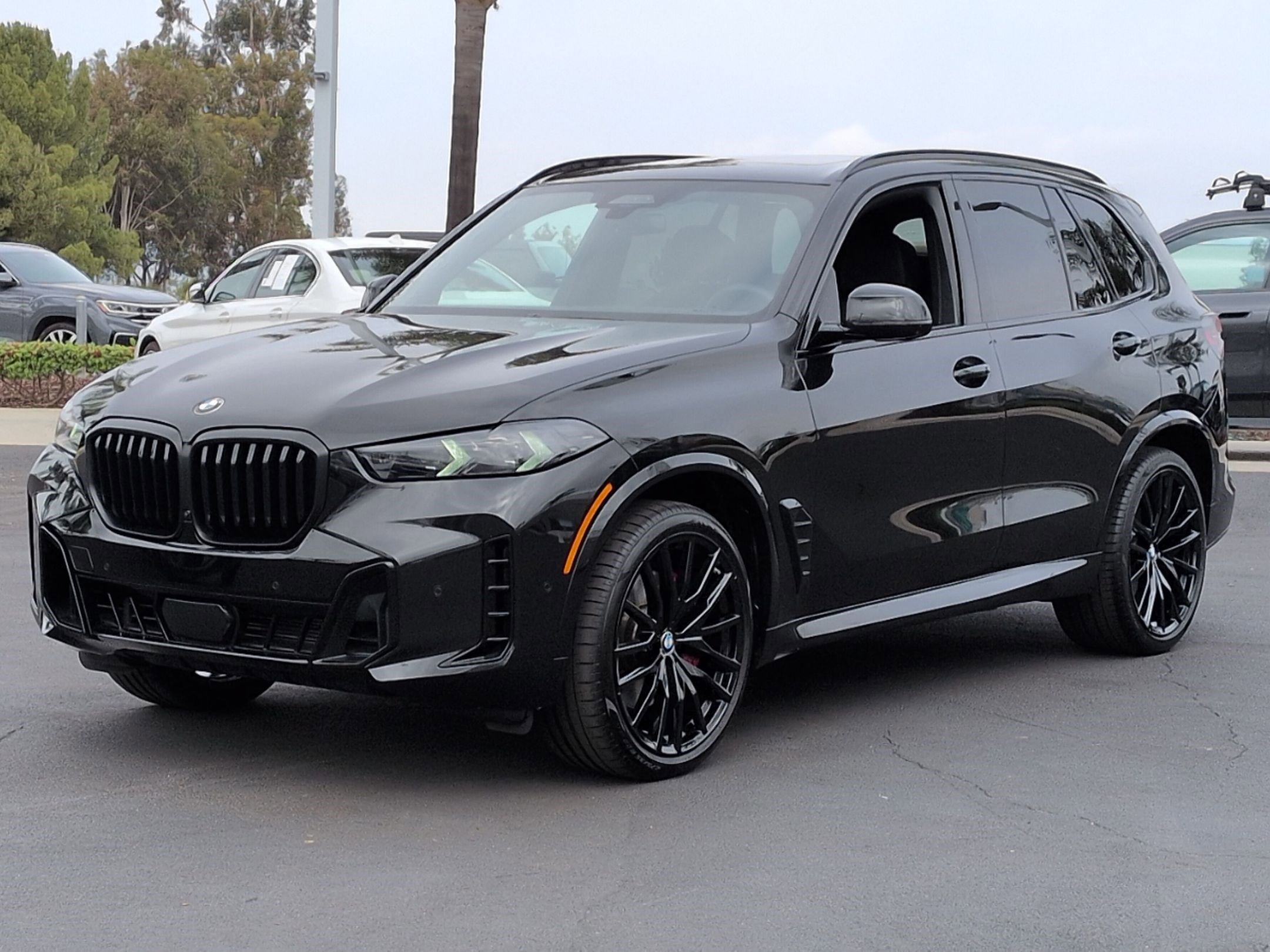 Used 2026 BMW X5 xDrive40i w/ M Sport Package AWD/4WD image 5