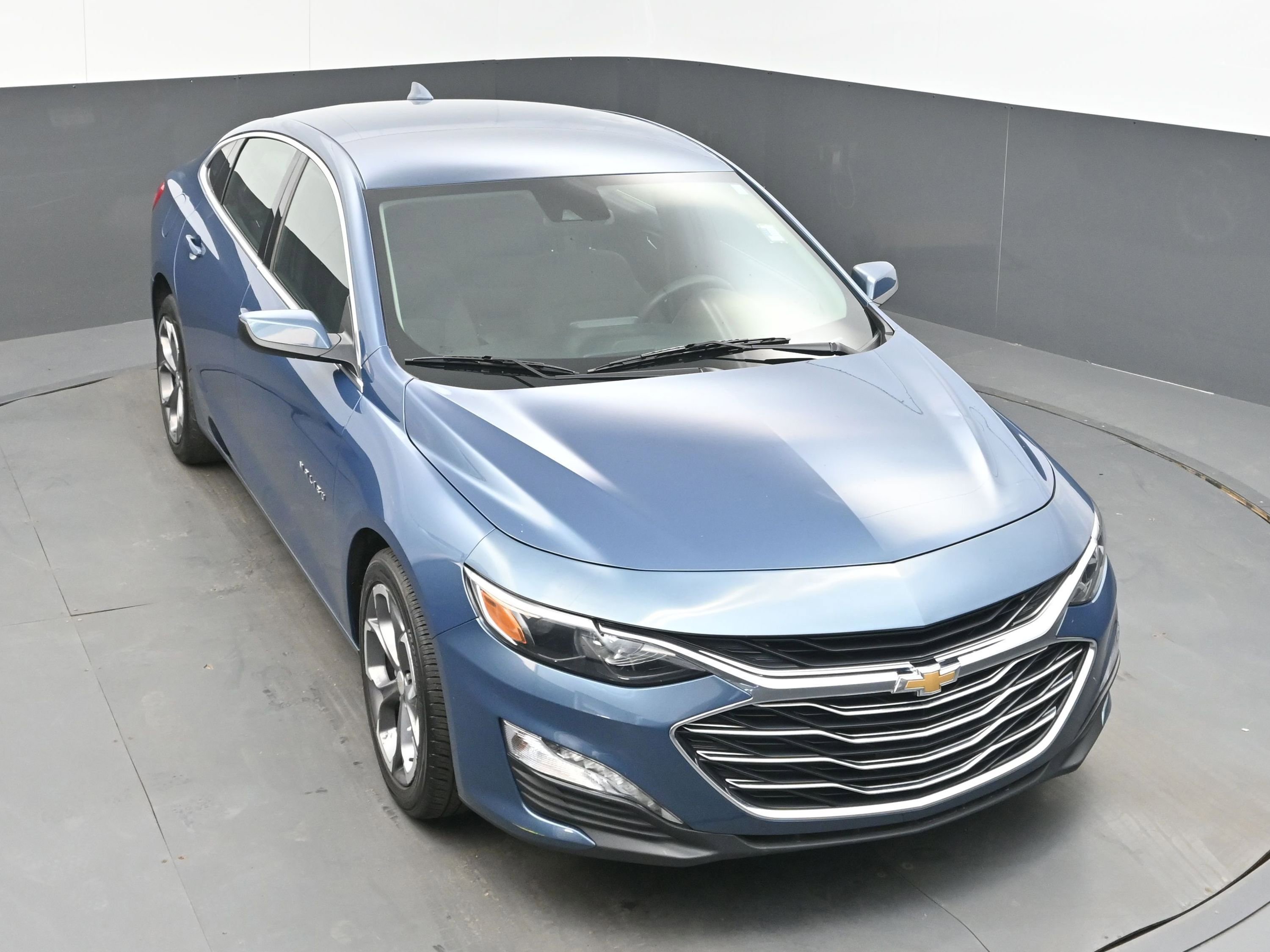 Used 2024 Chevrolet Malibu LT FWD image 33
