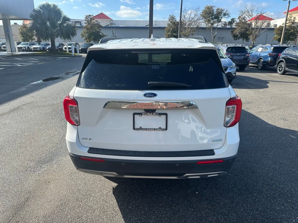 Used 2020 Ford Explorer XLT w/ Equipment Group 202A image 6