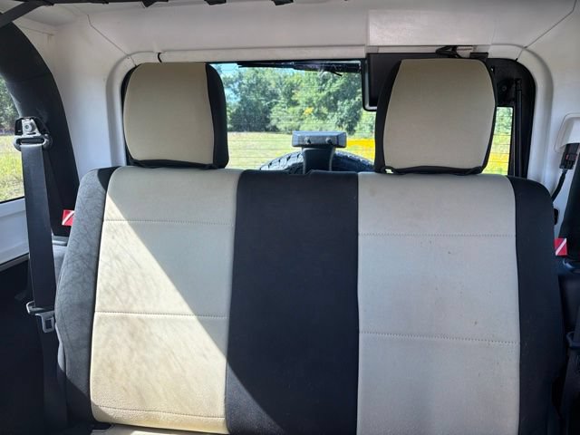 Used 2018 Jeep Wrangler Sport w/ Connectivity Group AWD/4WD image 17