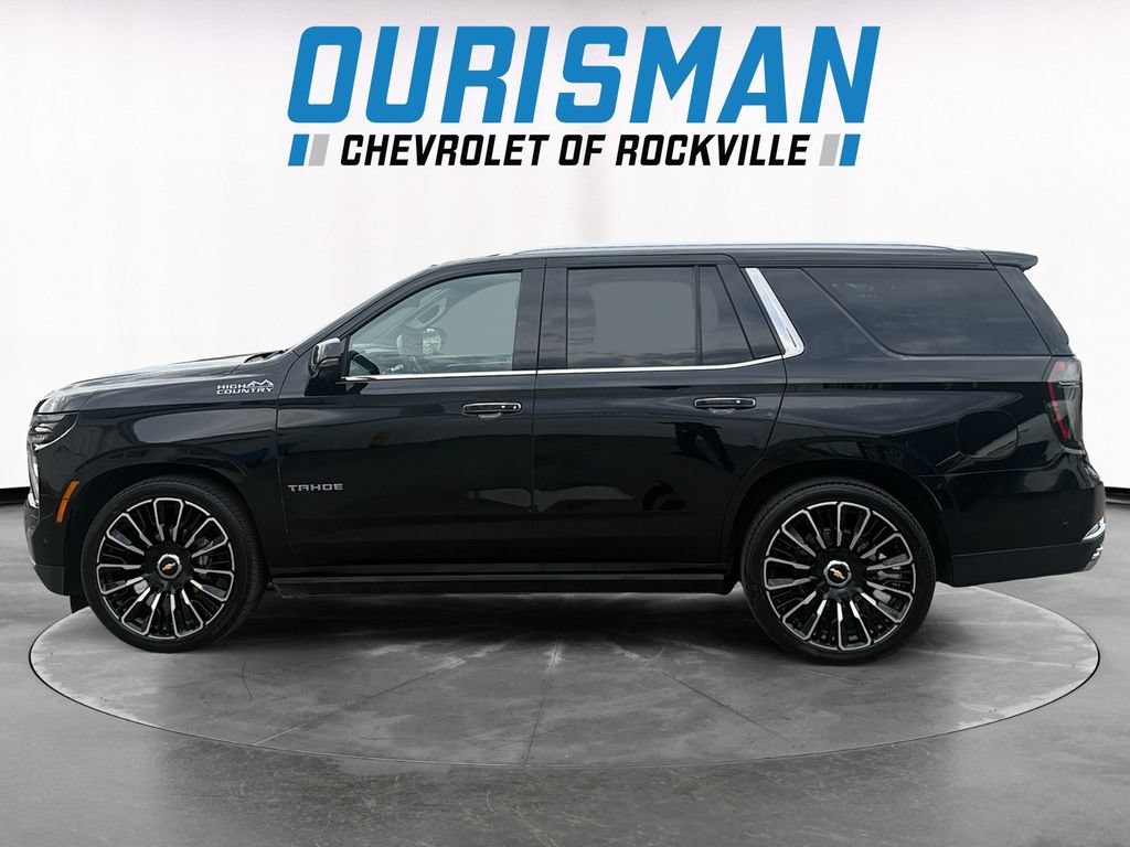 Used 2025 Chevrolet Tahoe High Country AWD/4WD image 3