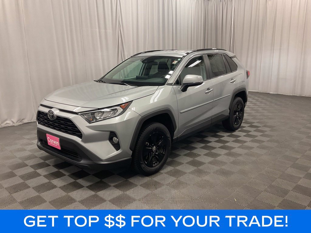 Used 2021 Toyota RAV4 XLE w/ XLE Grade Weather Package AWD/4WD image 3