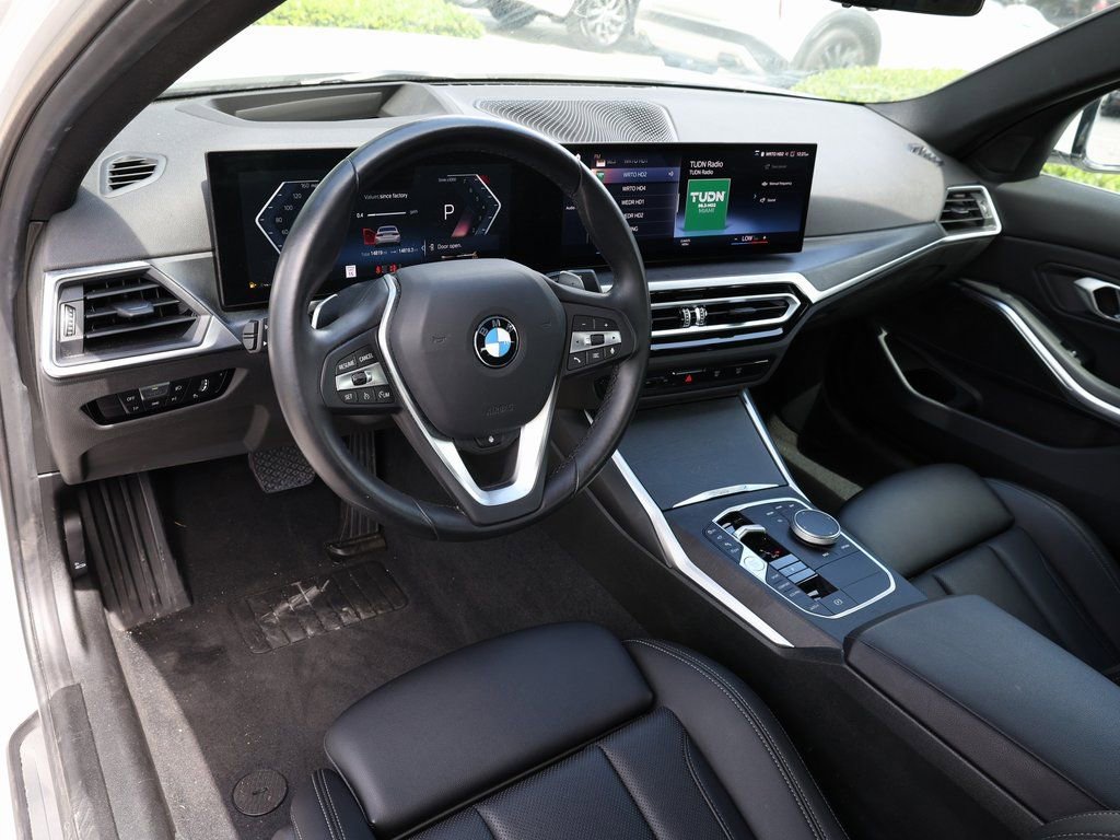 Used 2024 BMW 330i Sedan w/ Premium Package image 15