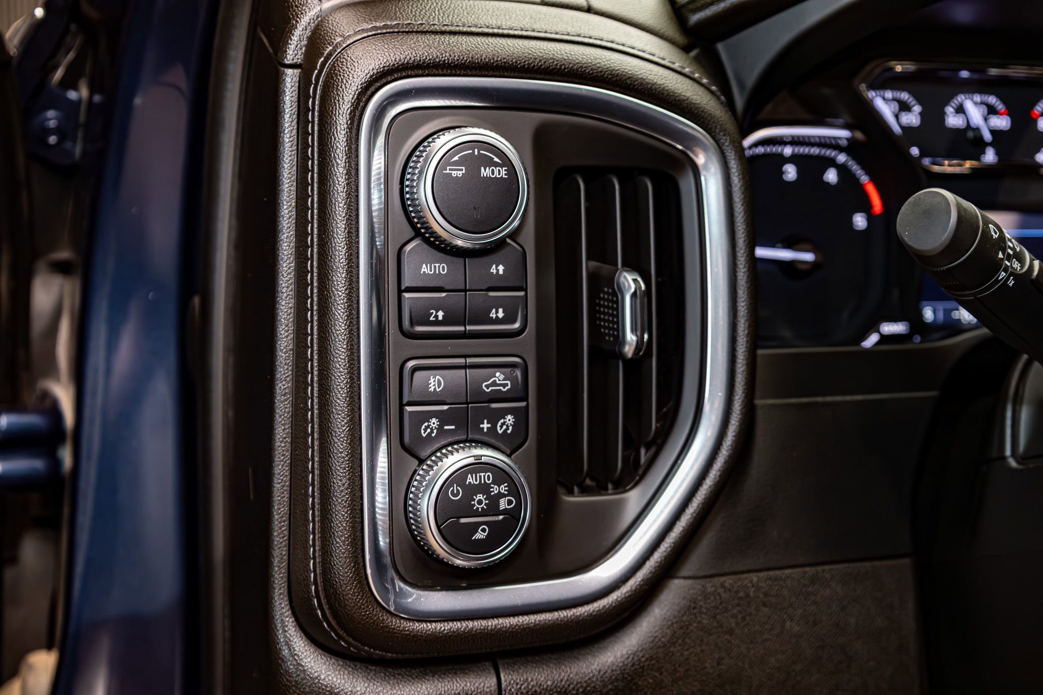 Used 2022 GMC Sierra 2500 SLE w/ SLE Convenience Package image 21