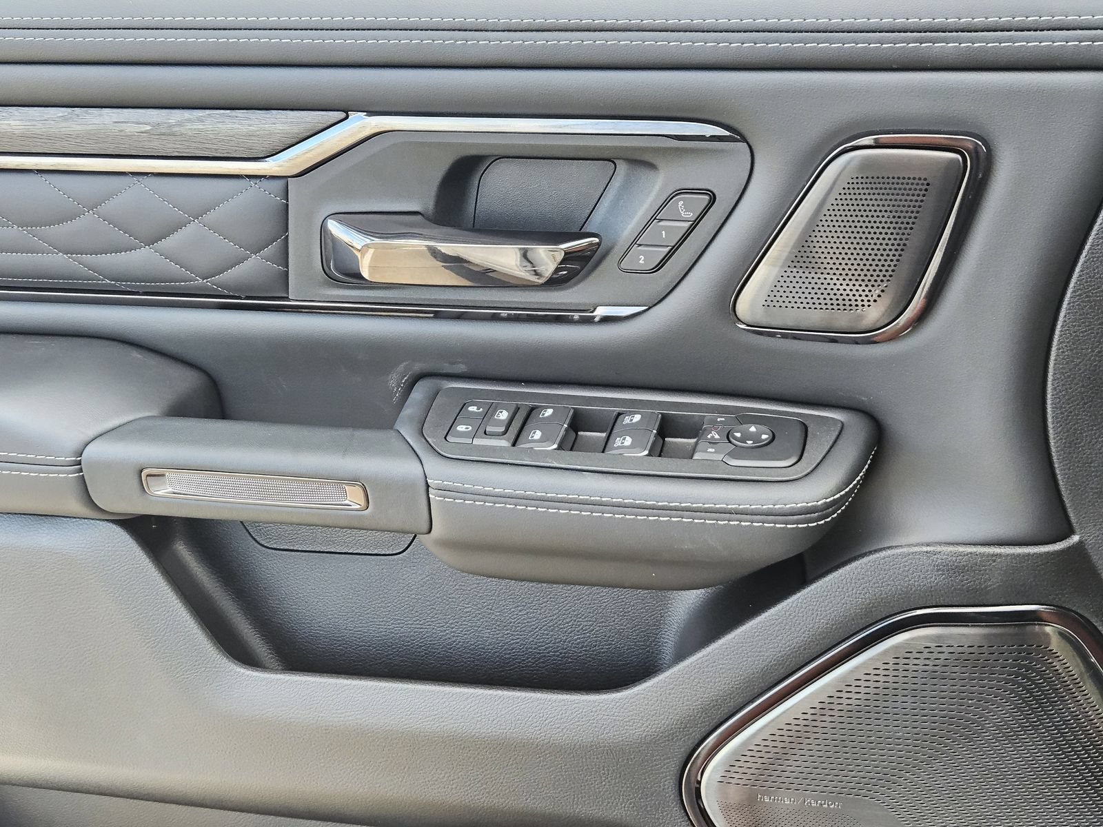 New 2026 RAM 1500 Limited AWD/4WD image 25