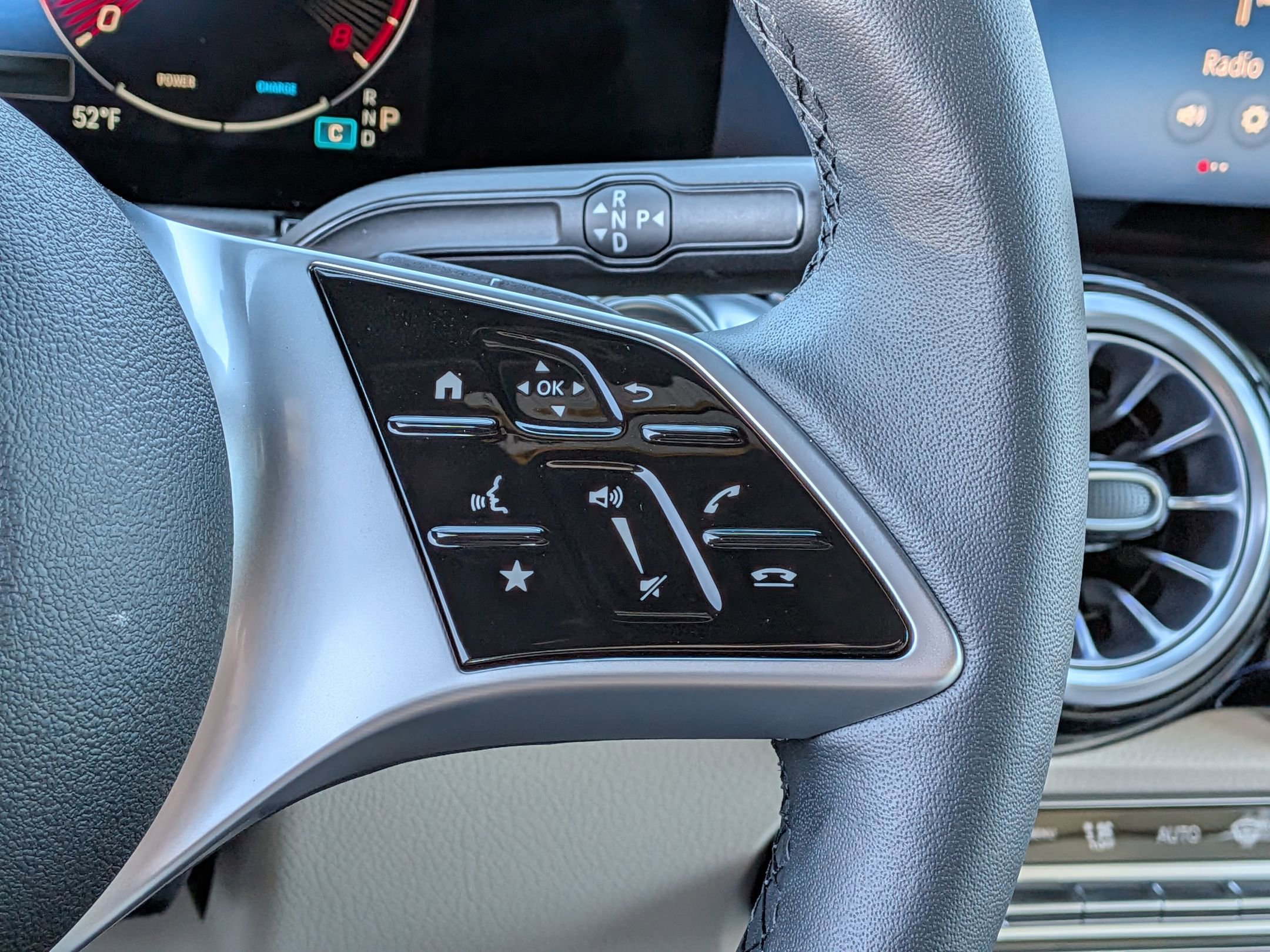 New 2026 Mercedes-Benz GLB 250 image 21