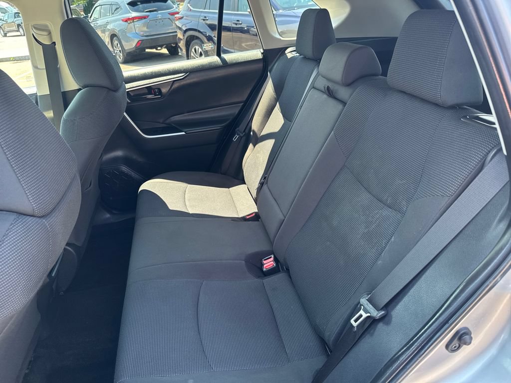 Used 2023 Toyota RAV4 LE AWD/4WD image 34