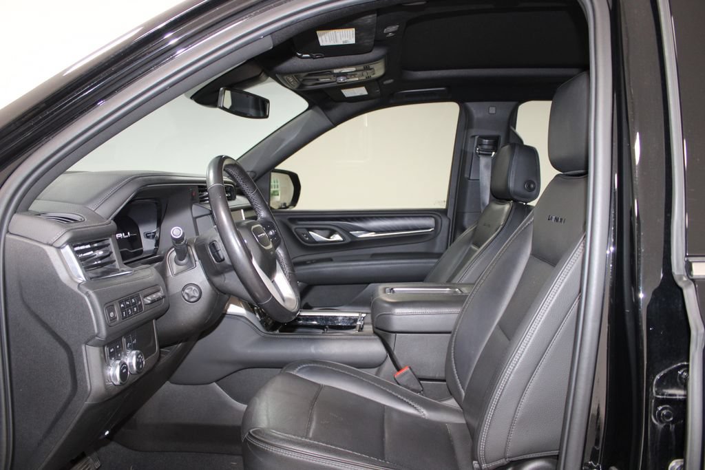 Used 2022 GMC Yukon Denali AWD/4WD image 18