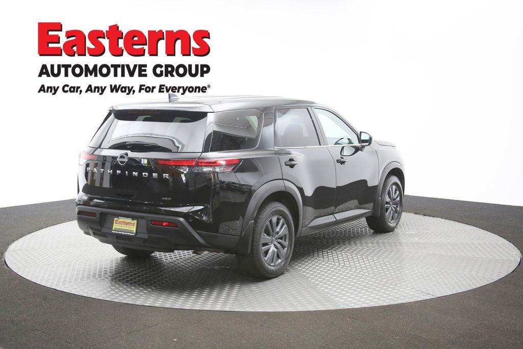 Used 2024 Nissan Pathfinder S AWD/4WD image 41