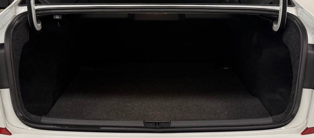 Used 2022 Volkswagen Passat 2.0T R-Line FWD image 27