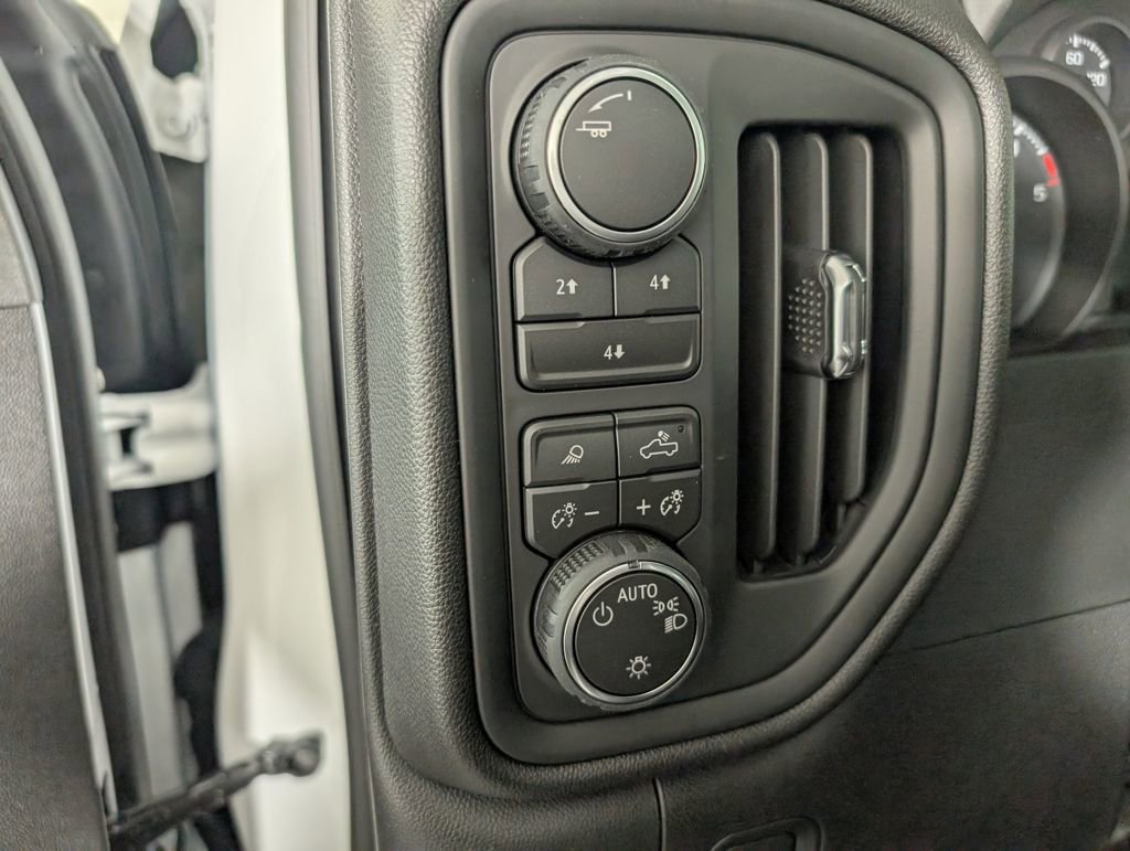 New 2026 Chevrolet Silverado 2500 Custom w/ Custom Value Package image 18