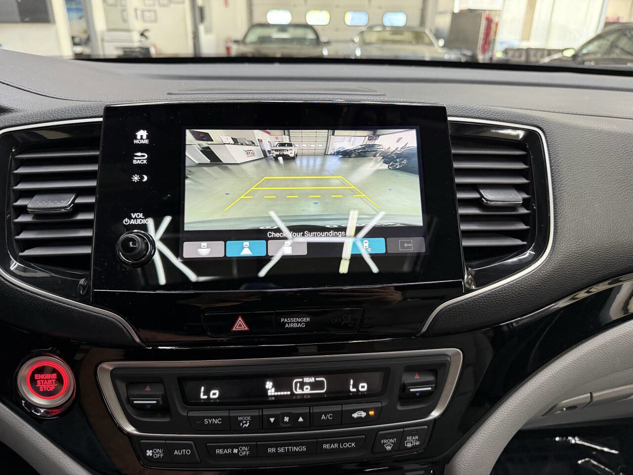 Used 2020 Honda Pilot Touring image 29