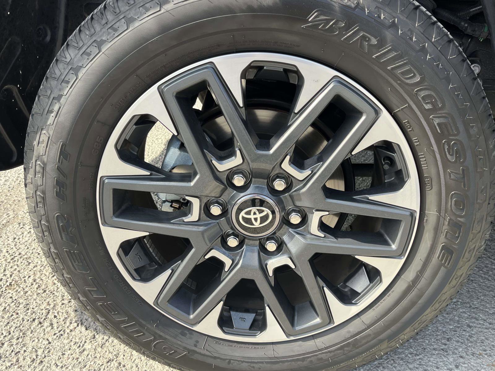 Used 2025 Toyota Tundra Limited image 10