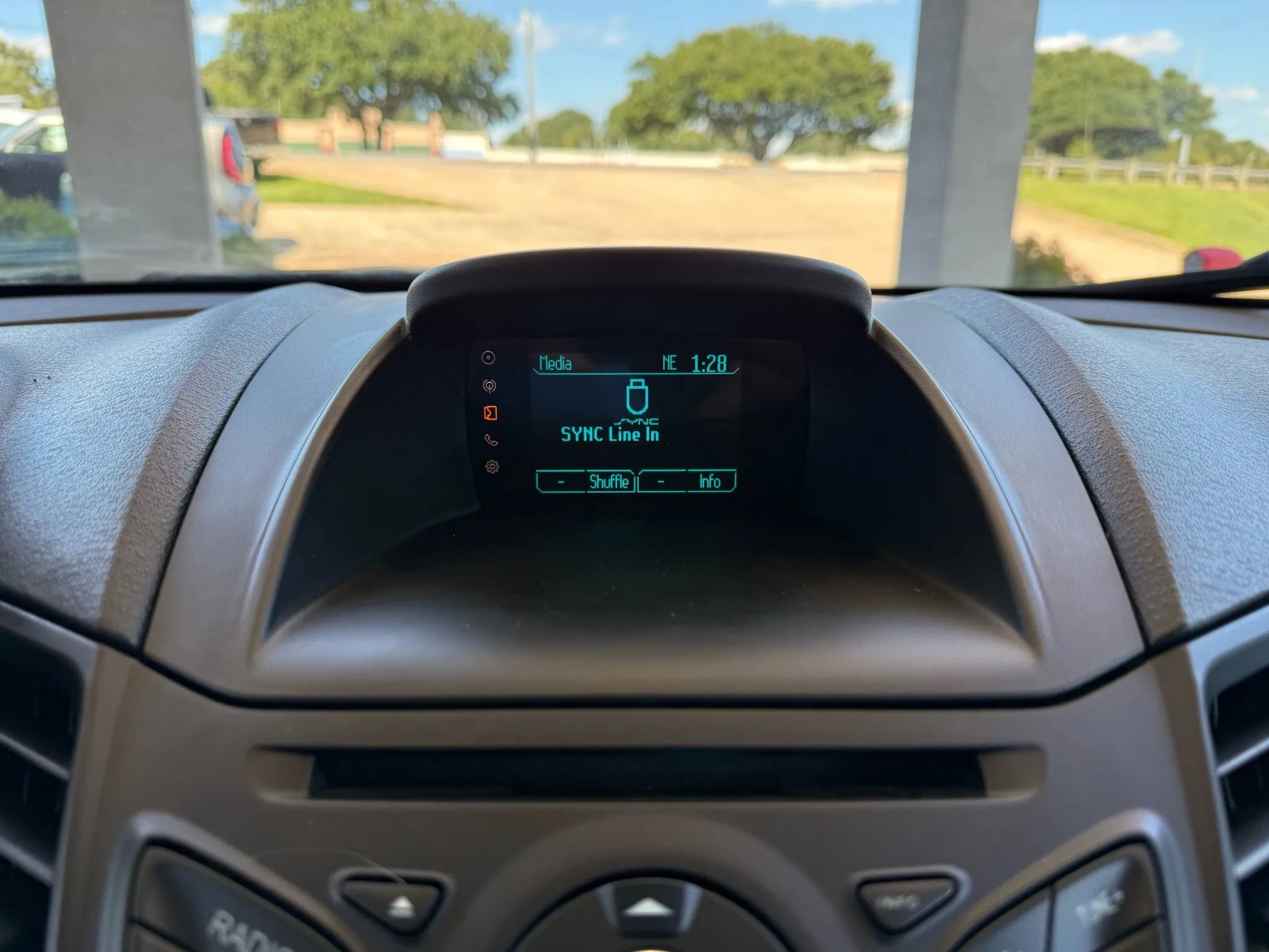 Used 2017 Ford Fiesta SE image 15