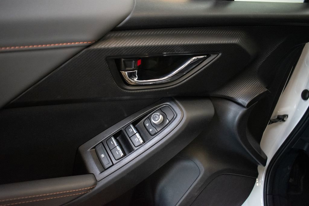 Used 2026 Subaru Crosstrek 2.5i Limited AWD/4WD image 21