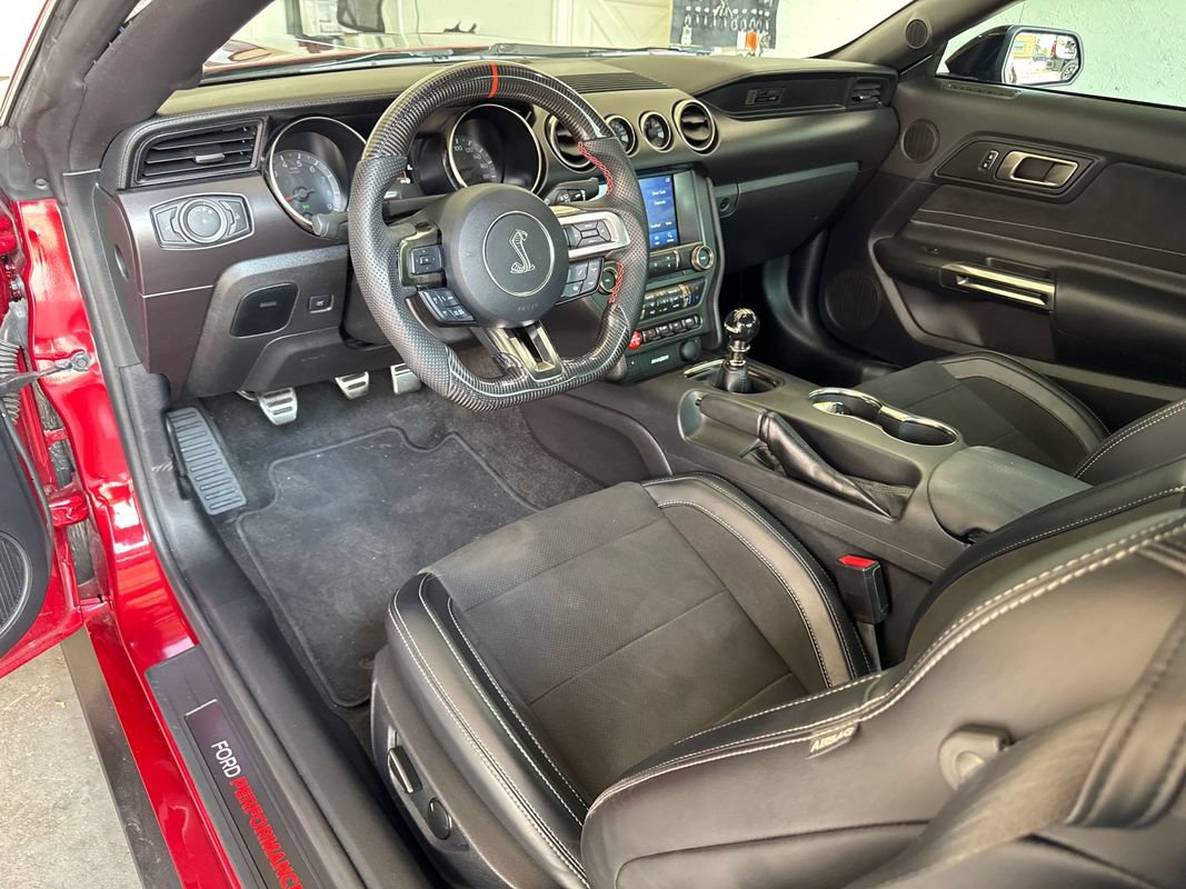 Used 2017 Ford Mustang Shelby GT350 RWD image 32