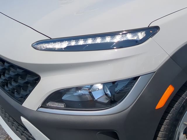 Used 2023 Hyundai Kona SEL w/ Cargo Package image 10