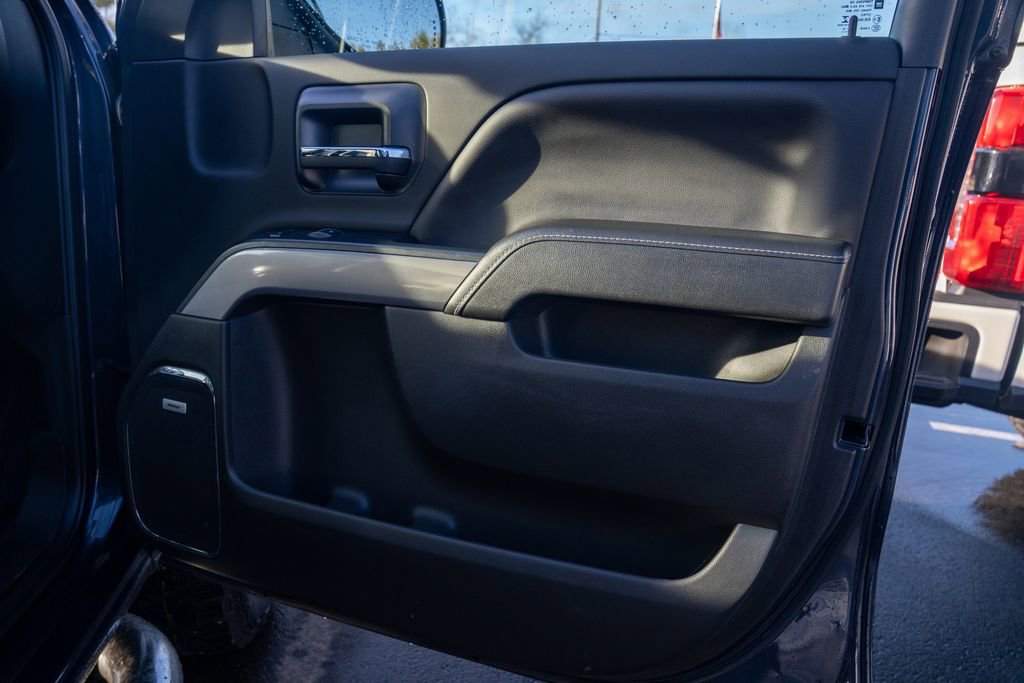 Used 2018 Chevrolet Silverado 1500 LTZ Z71 w/ Centennial Edition image 11
