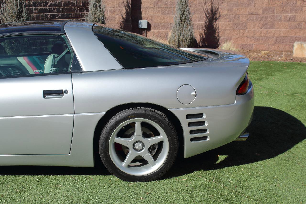 Used 1993 Chevrolet Camaro Z28 image 31