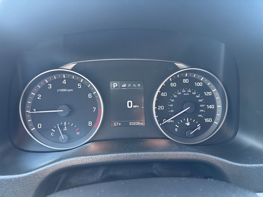 Used 2018 Hyundai Elantra SEL w/ Cargo Package image 12