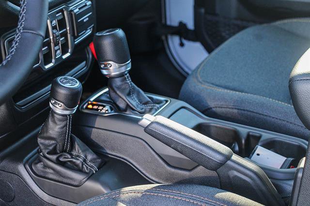 New 2025 Jeep Gladiator Sport image 19