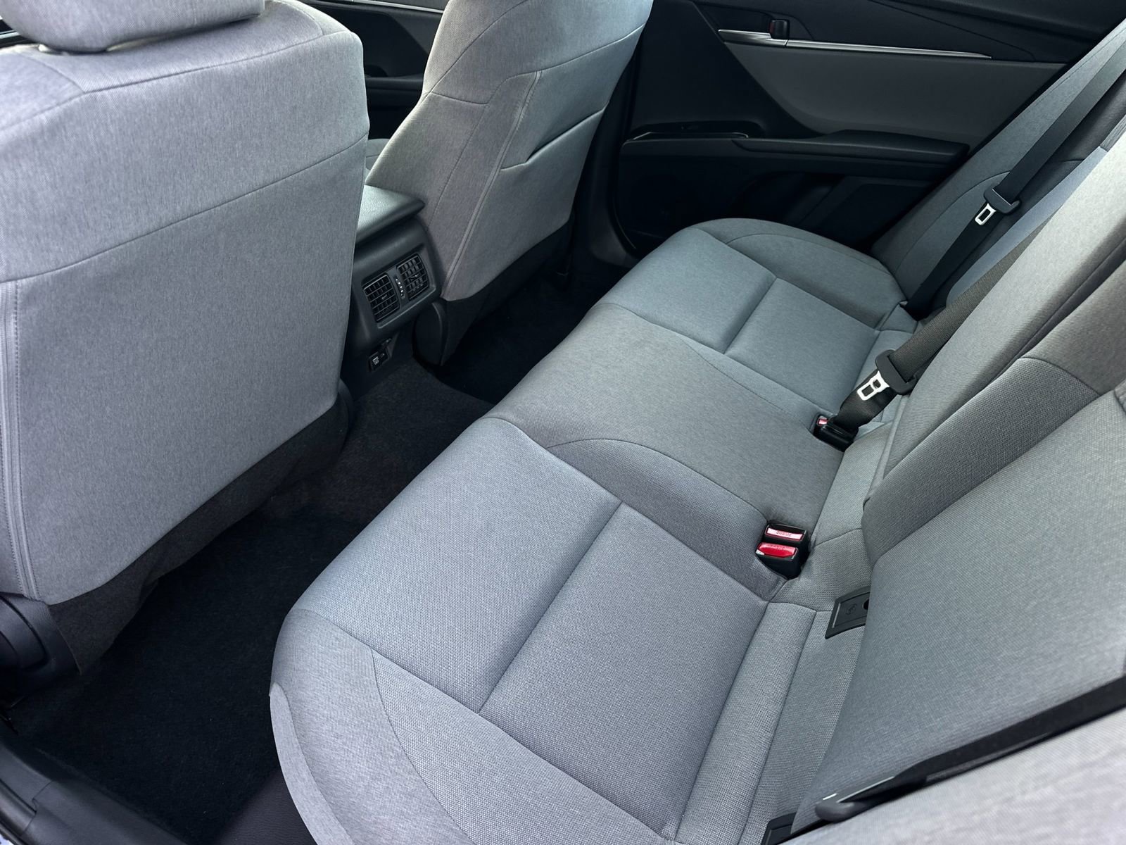 Used 2026 Toyota Camry LE image 12