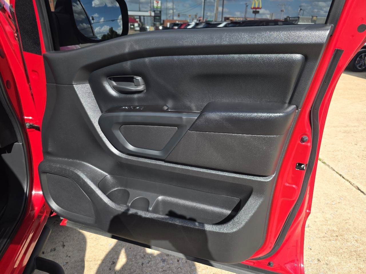Used 2020 Nissan Titan S w/ S Utility Package RWD image 17