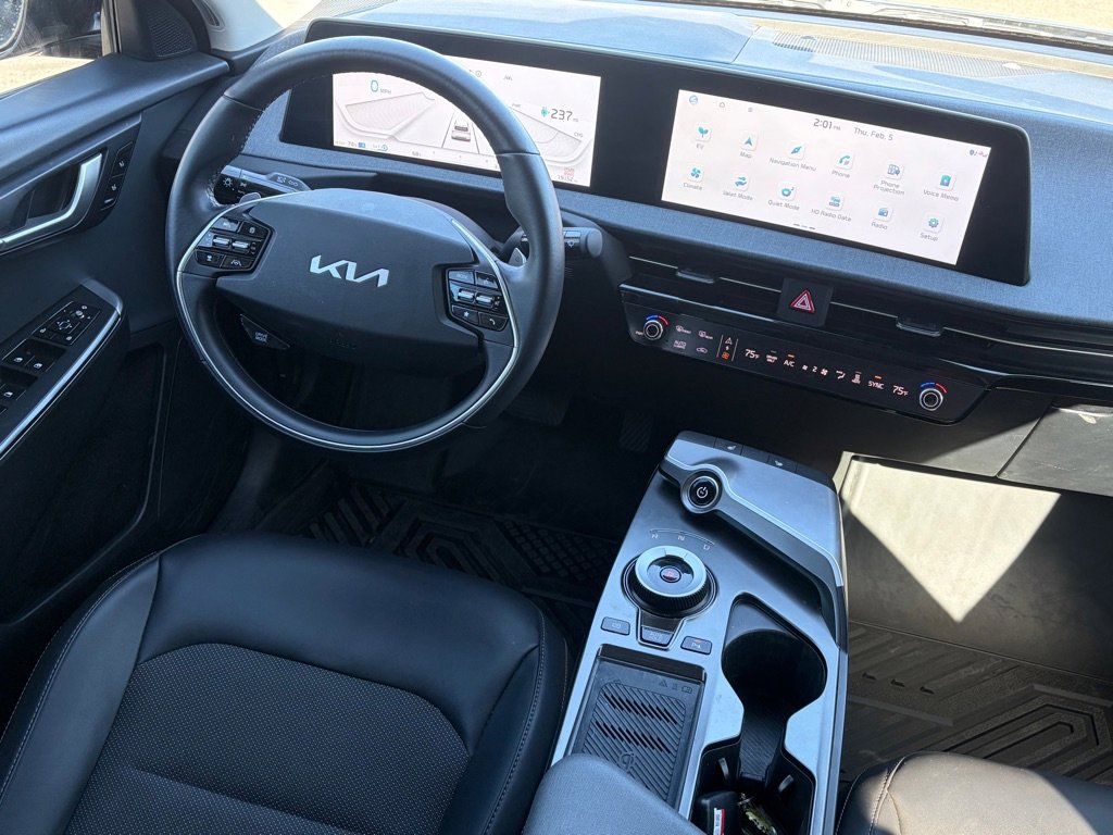 Used 2024 Kia EV6 Light image 11