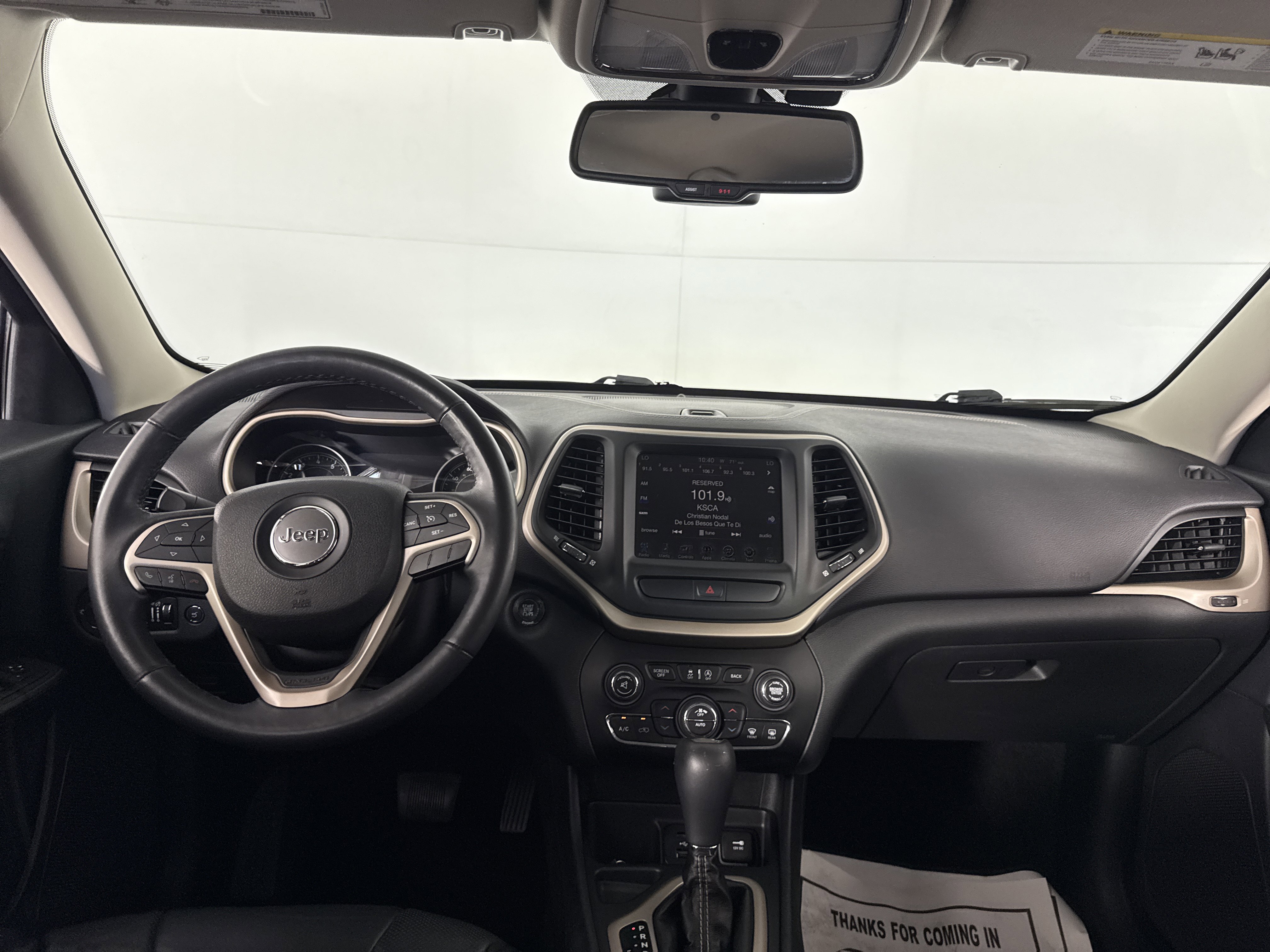 Used 2015 Jeep Cherokee Limited w/ Luxury Group image 24