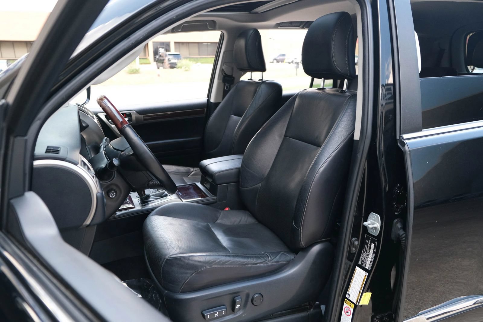 Used 2017 Lexus GX 460 Premium w/ Premium Package AWD/4WD image 21
