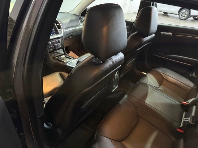 Used 2021 Chrysler 300 Touring L RWD image 32