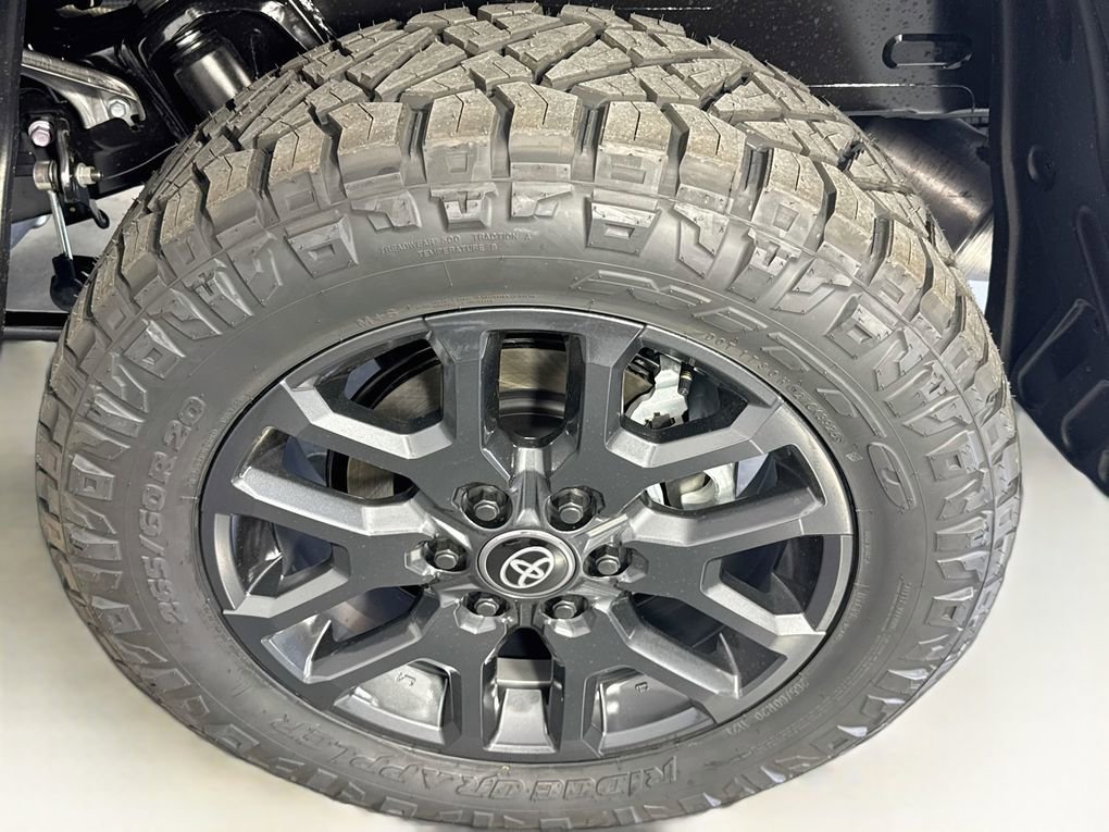 New 2026 Toyota Tundra Platinum AWD/4WD image 31