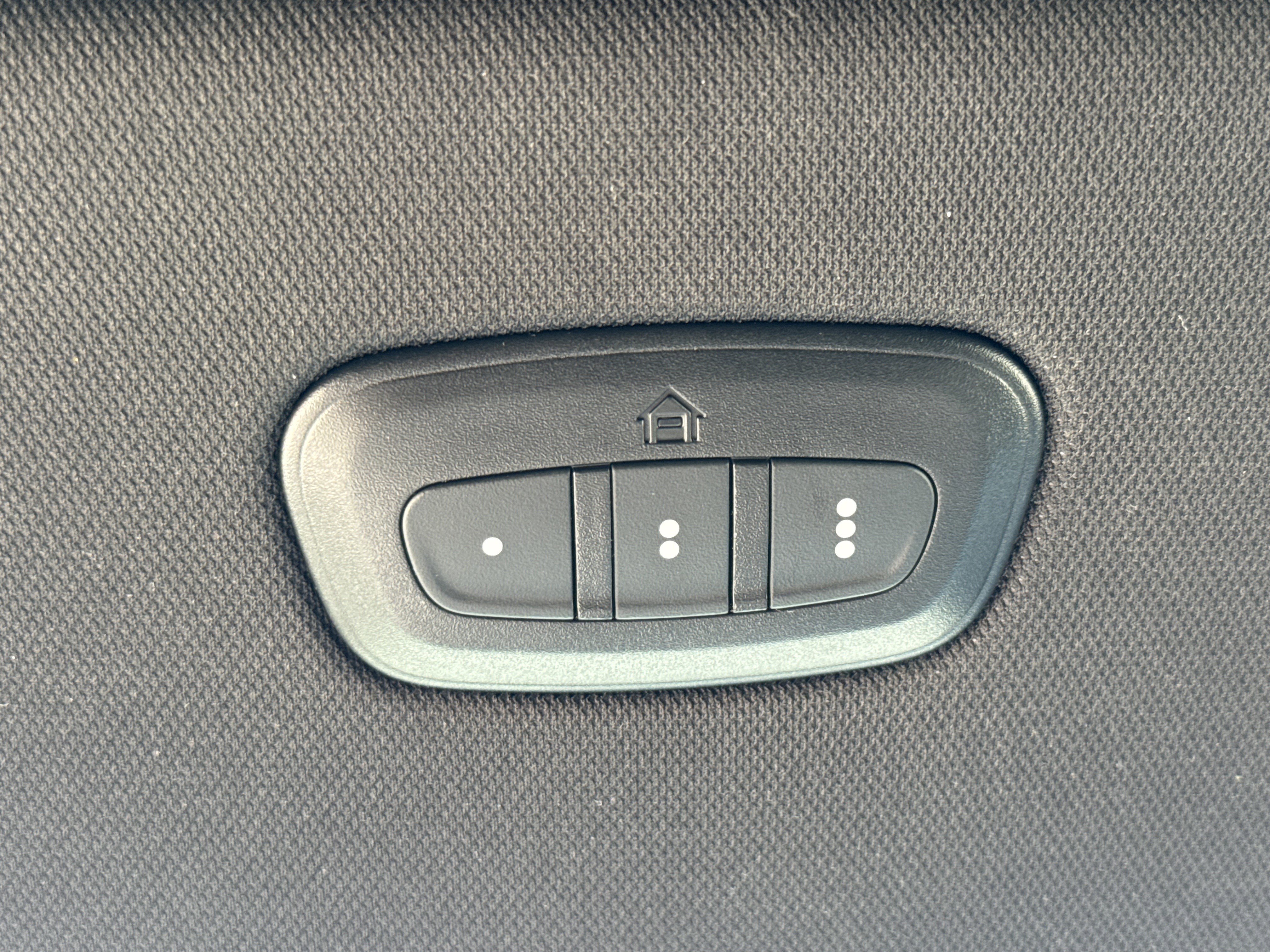 Used 2022 Jeep Grand Wagoneer Series I w/ Flexible Seating Group image 28